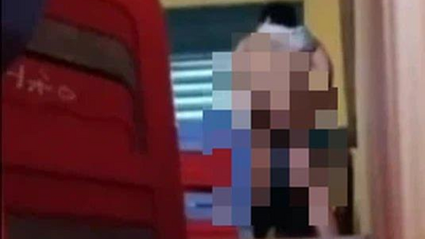 Xôn xao clip nghi thầy giáo 'mây mưa' với nam sinh ngay trên bục giảng