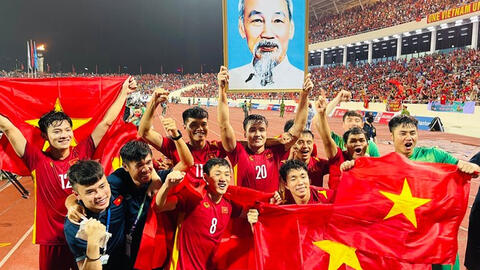 Số tiền thưởng mà đội tuyển bóng đá nam và nữ nhận được sau SEA Games 31 là bao nhiêu?