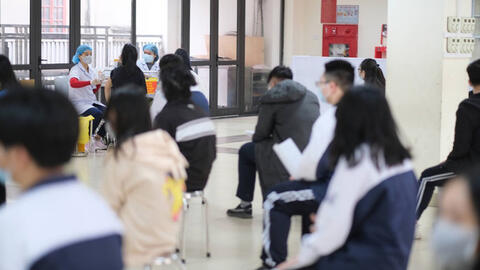 Thanh Hóa: 86 học sinh nhập viện sau tiêm vaccine COVID-19