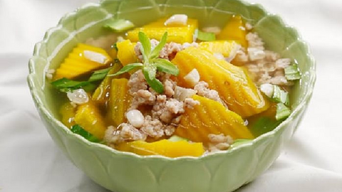 Món ngon mỗi ngày: Canh bạch quả bí đỏ