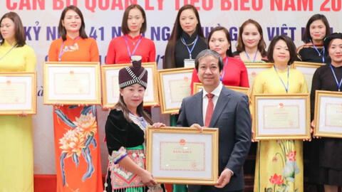 Tuyên dương 200 nhà giáo, cán bộ quản lý giáo dục tiêu biểu năm 2023