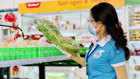 TP Hồ Chí Minh: Lý giải vì sao nhiều trường hợp 'bom hàng' khi được 'đi chợ hộ'