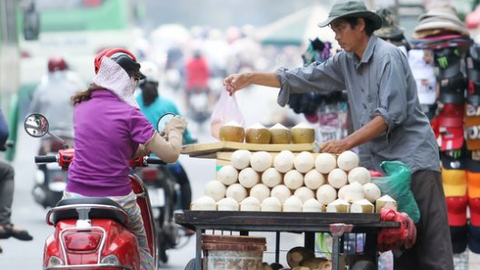 Giá dừa tăng mạnh do trời nắng nóng, nguồn cung hạn chế