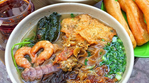 Những địa điểm food tour nổi tiếng nhất Việt Nam