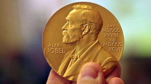 Việt Nam hụt cơ hội đề cử giải Nobel văn chương vì trục trặc thư gửi từ Thụy Điển