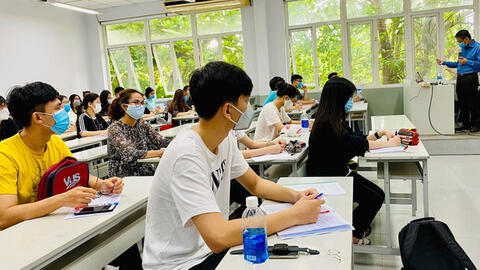 Một loạt trường đại học cho sinh viên nghỉ Tết kéo dài 2-4 tuần