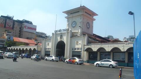 Những ngôi chợ nổi tiếng Sài Gòn ế ẩm vì vắng bóng du khách