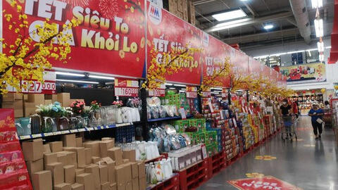 Siêu thị tung khuyến mãi dồn dập trước ngày cúng ông Công ông Táo