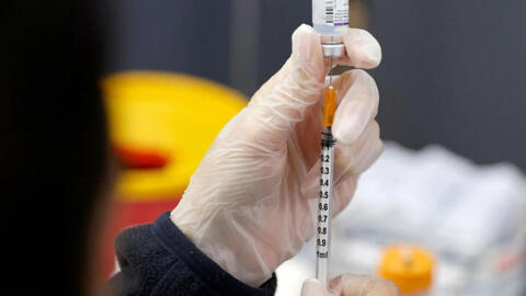 Israel: Liều vaccine thứ 4 không đủ ngăn ngừa biến thể Omicron