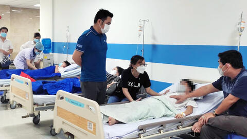 Vụ hàng trăm học sinh ISchool Nha Trang bị ngộ độc: Tăng cường 8 bác sĩ từ TP.HCM