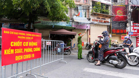 Các tỉnh, thành phố tạm thời ngừng áp dụng Chỉ thị 15, 16, 19