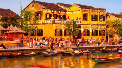 Traveloffpath đánh giá tích cực về chính sách thu hút du khách quốc tế của Việt Nam