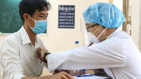 Người bị tăng huyết áp có được tiêm vaccine Covid-19 không?