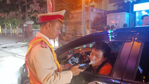 CSGT Thanh Hóa xử lý 51 trường hợp vi phạm nồng độ cồn