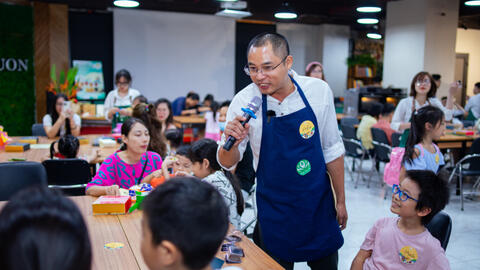 Câu chuyện làm thương hiệu của Chef Phạm Hiếu có gì mà khiến các gia đình trẻ thích thú?