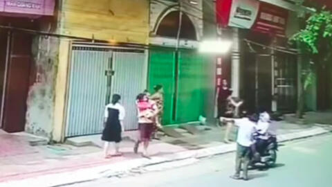 Người đàn ông đi đường cứu bé gái rơi từ tầng 2 xuống rồi bỏ đi luôn, không cho số điện thoại