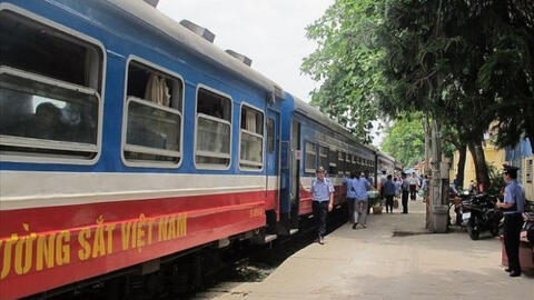 Giảm 12-18% giá vé giường nằm tàu Thống Nhất SE19