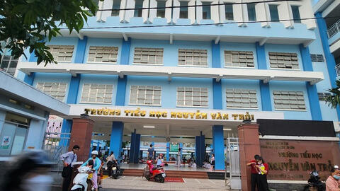 TPHCM: Tạm đình chỉ giáo viên đánh gãy ngón tay học sinh lớp 1