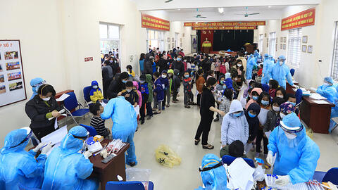 Xét nghiệm Covid-19 quá tải