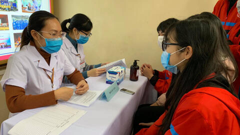 30 tình nguyện viên tiếp theo được tiêm thử nghiệm vaccine COVIVAC trong tuần này