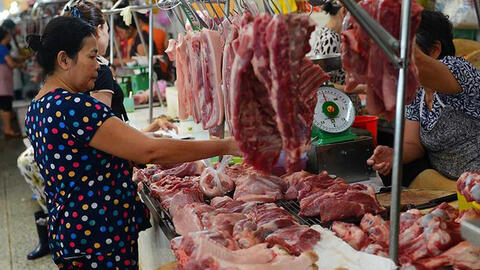 Giá lợn hơi giảm xuống còn 75.000 đồng/kg