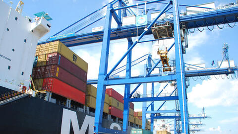 Bộ Công thương đề xuất giảm phí lưu container, lưu kho, lưu bãi cho doanh nghiệp