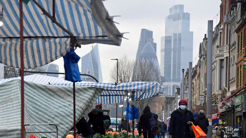 Lạm phát ở Anh nhảy vọt lên mức cao nhất trong 10 năm