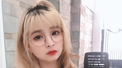 Mèo 2k4, streamer Liên Quân xinh đẹp của V-Gaming là ai?