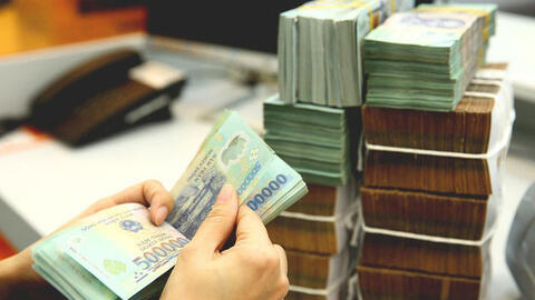 Những trường hợp cán bộ, công viên chức được tăng lương thêm 0,8 lần từ tháng 10?