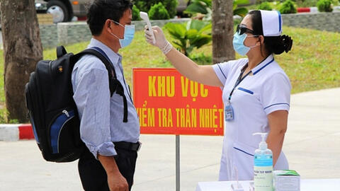 Các doanh nghiệp tái khởi động chế độ phòng dịch