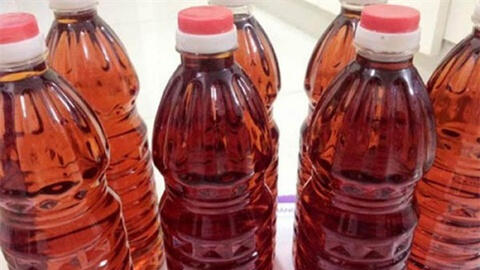 Liên Thành nói gì sau thông tin dùng chất tẩy bồn vệ sinh làm nước mắm?