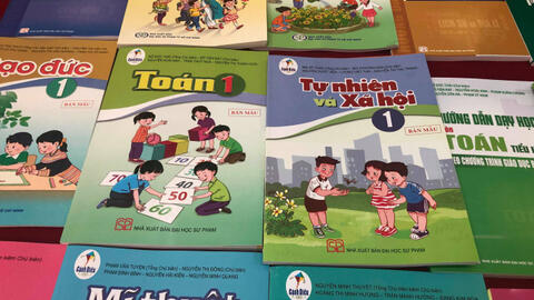 Bộ GD-ĐT yêu cầu thẩm định, rà soát những phản ánh về nội dung sách giáo khoa Tiếng Việt lớp 1