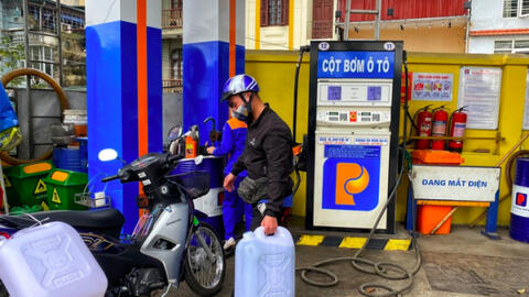 Bộ Công thương: Không cấm mua xăng bằng can, chai nhưng không được tích trữ, bán hàng sai quy định