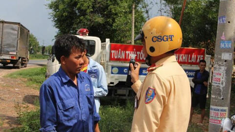 Lo bị đo nồng độ cồn, nhiều người tìm mua các loại thuốc giải rượu