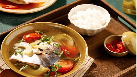 Món ngon mỗi ngày: Canh cá chim dưa muối