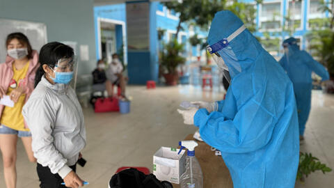 Chuyên gia y tế: Đã đến lúc nên cho F1, F0 nhẹ đi làm