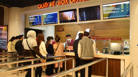 Rạp chiếu phim Hà Nội ngày đầu sáng đèn sau 9 tháng đóng cửa, khán giả không đông như kỳ vọng