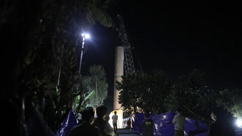 Vụ cháu bé 10 tuổi rơi ống cọc bê tông: Lồng vách thép để nhổ cọc