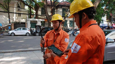 Mỗi tháng có  hơn 2.000 trường hợp ghi sai số công tơ điện, EVN nói gì?