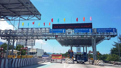 Nhiều vấn đề bất cập trong 'Thu phí không dừng'