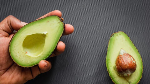 Điều gì sẽ xảy ra với đường ruột nếu bạn ăn bơ mỗi ngày?