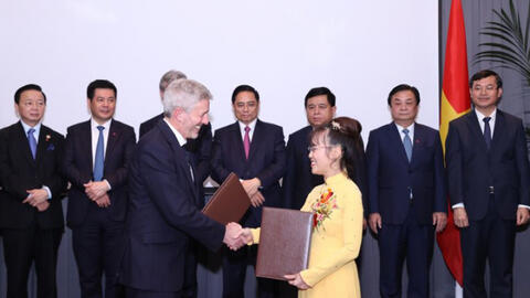 Tập đoàn của tỷ phú Nguyễn Thị Phương Thảo ký nhiều hợp tác với doanh nghiệp Anh