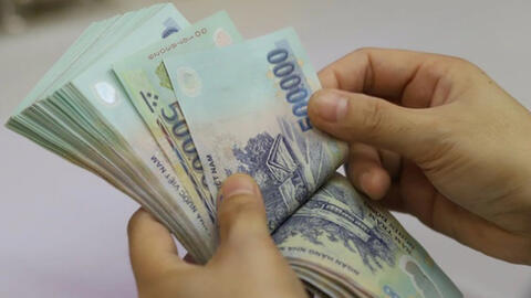 Từ 1/7/2023, lao động nữ sẽ có thêm 1 triệu đồng khi sinh con