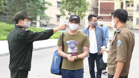 Quảng Ninh khẩn trương lấy mẫu xét nghiệm COVID-19 toàn bộ công nhân Công ty than Vàng Danh