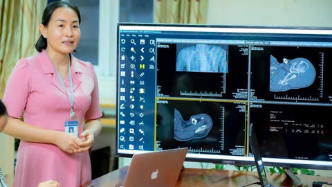 Nữ tiến sĩ đưa ứng dụng công nghệ vào khám chữa bệnh