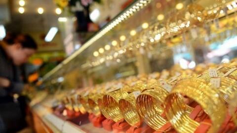Giá vàng đồng loạt tăng vọt ngày cuối năm