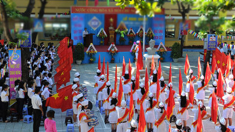 Chậm một chút thôi
