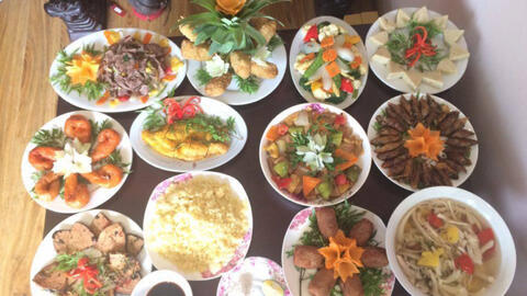 Mâm cỗ chay - mặn cúng rằm tháng Bảy tiền triệu