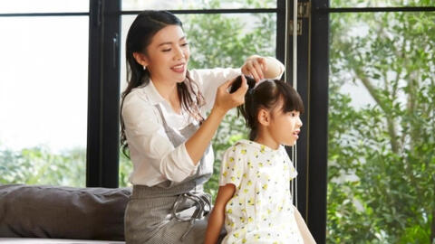 Có 3 bước ngoặt quan trọng trong đời một đứa trẻ, cha mẹ làm tốt 3 điều, con dễ thành công