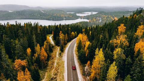 Các cung đường đẹp vào mùa thu trên thế giới dưới góc nhìn của nhiếp ảnh gia